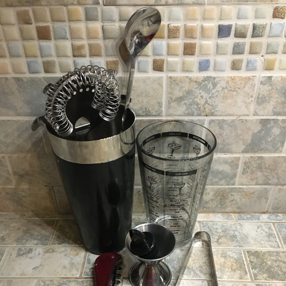 EUC 8 piece Mixology Bartending kit